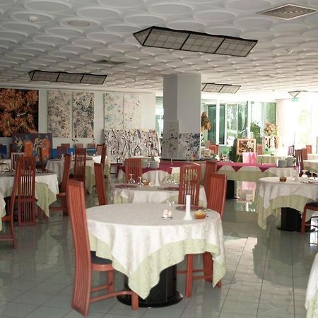 Villa Dei Romanzi Tortoreto Екстериор снимка