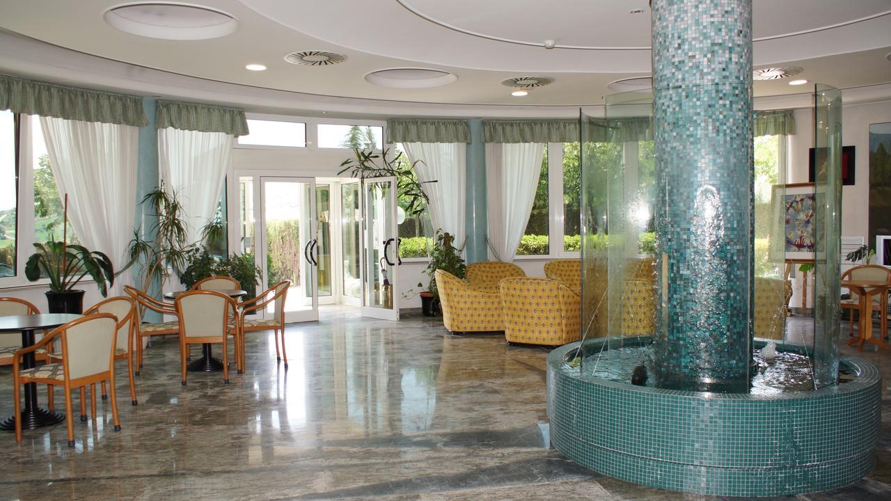 Villa Dei Romanzi Tortoreto Екстериор снимка